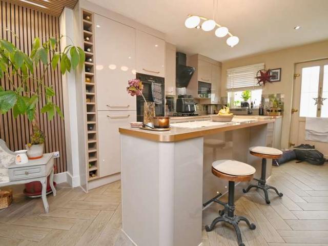 Townhouse for sale in Cudworth, South Yorkshire