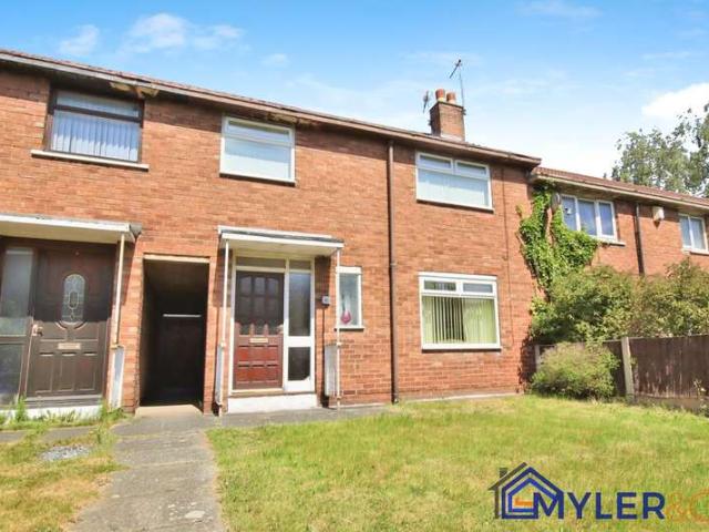 Townhouse for sale in Ditton, Widnes