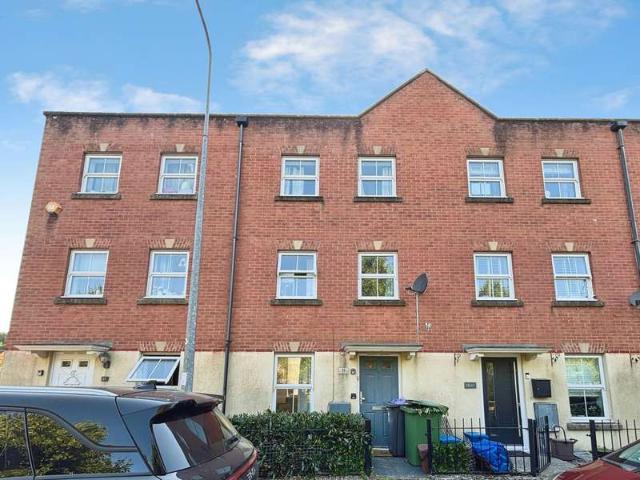 Townhouse for sale in Radyr, Cardiff