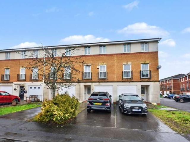 Townhouse for sale in Falcon Lodge, Wales