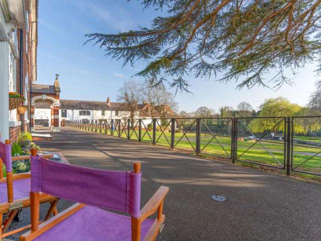 Townhouse for sale in Stourport-on-severn, Wilden