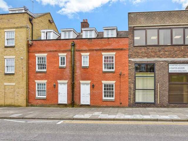 Townhouse for sale in Clarendon, Ash