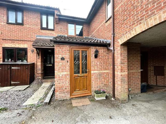 Townhouse for sale in Openwoodgate, Amber Valley