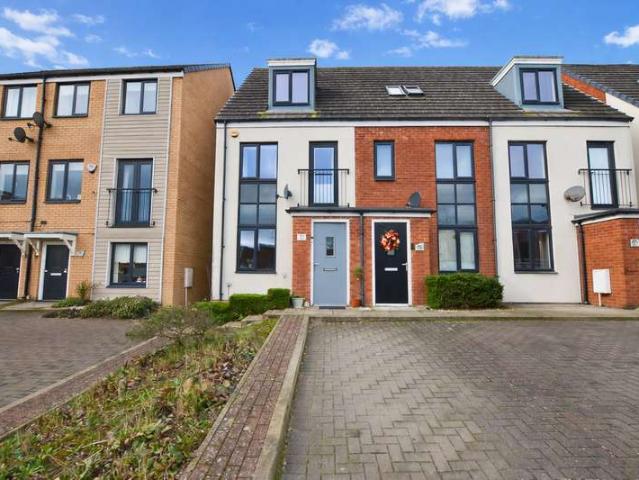Townhouse for sale in Middle Brunton, Hazlerigg