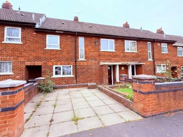 Townhouse for sale in Lugsdale, Widnes