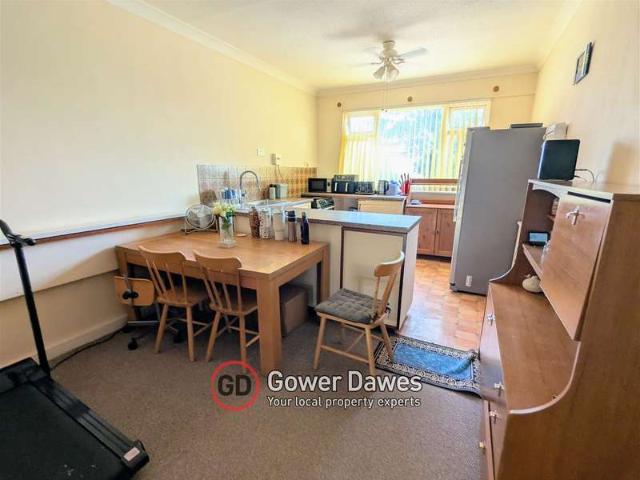 Townhouse for sale in Chadwell St Mary, Essex