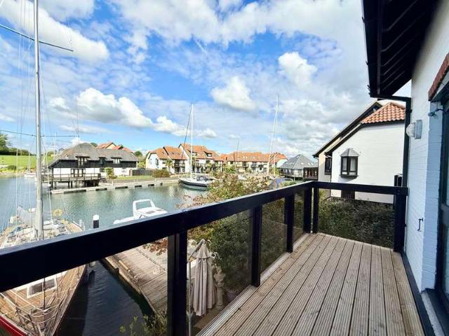 Townhouse for sale in Hythe and Dibden, Ashurst Bridge