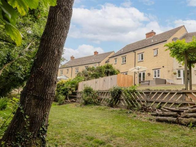 Townhouse for sale in Black Bourton, Oxfordshire