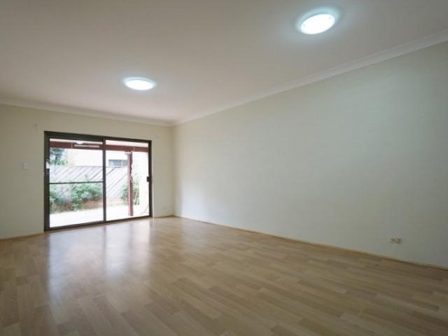 Townhouse for rent in Sydney, New South Wales