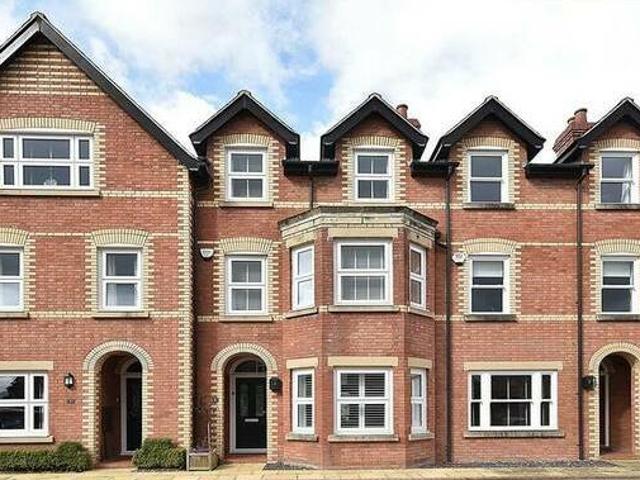 House for rent in Lyons, Greater London