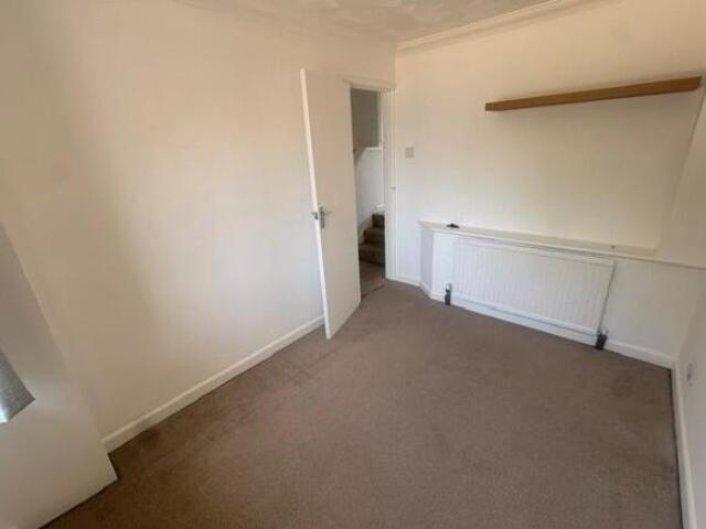 Townhouse for rent in Froggatt, East Midlands
