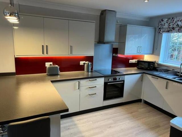 Townhouse for rent in Cardiff International Sports Village, Falcon Lodge