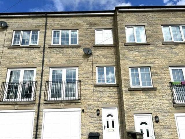 House for rent in Halifax, West Yorkshire