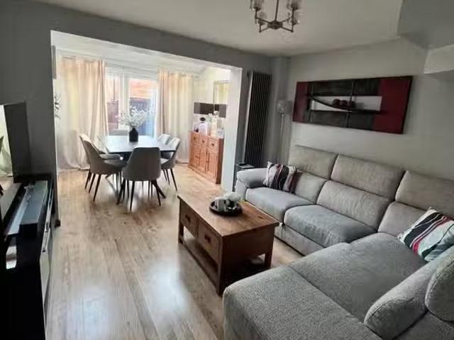 House for rent in Newtown, Costhorpe