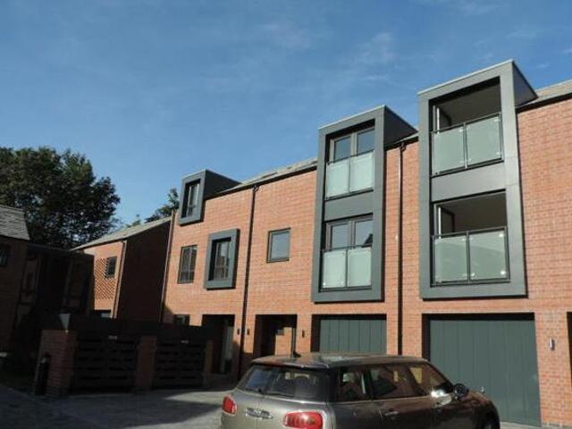House for rent in Lyons, Greater London