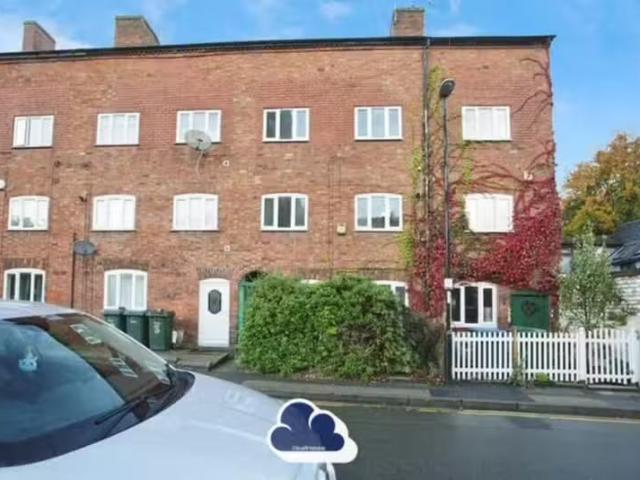 House for rent in Penhill, Greater London