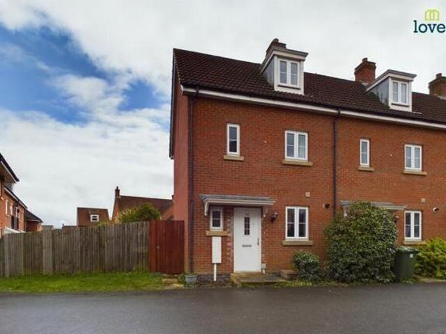 House for rent in Glebe Park, Brayford