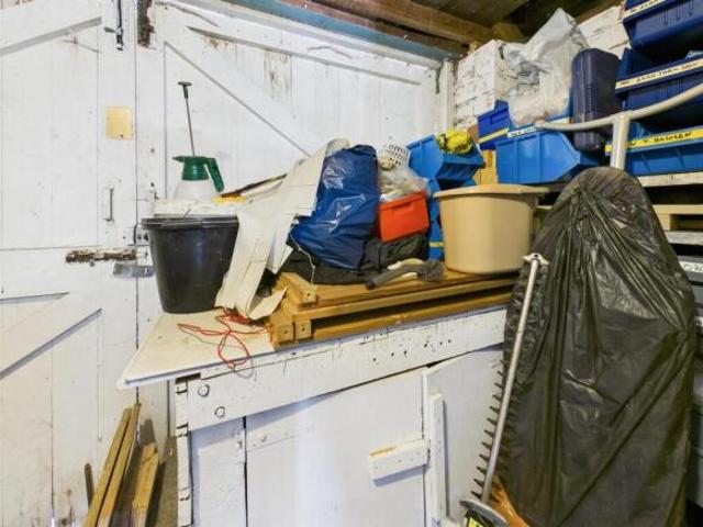 Townhouse for rent in Cat Hill
