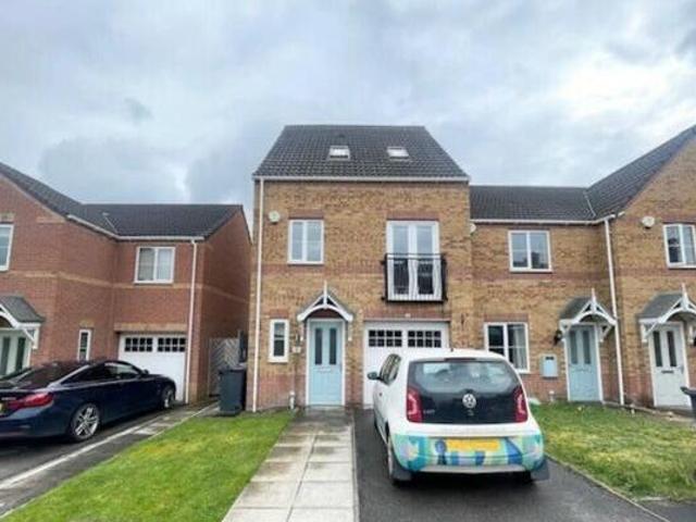 House for rent in West Green, Barnsley
