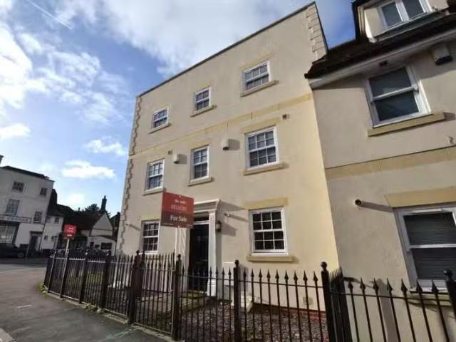 House for rent in Hutton Henry, Station Town