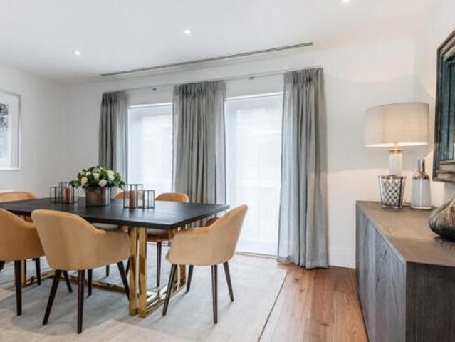 Townhouse for rent in Cat Hill, Isle Of Man