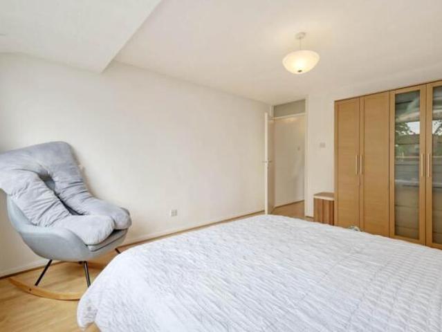 Townhouse for rent in Warley, Brentwood