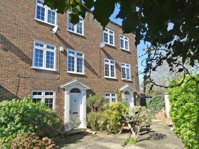 House for rent in Deepcut, Surrey