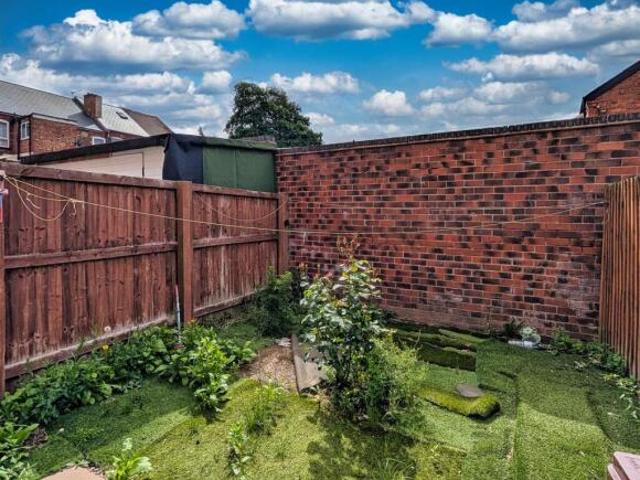 Townhouse for rent in Haddon, East Midlands