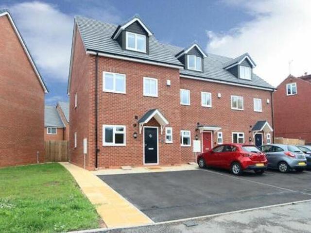 House for rent in Lyons, Greater London