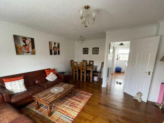 House for rent in Surrey