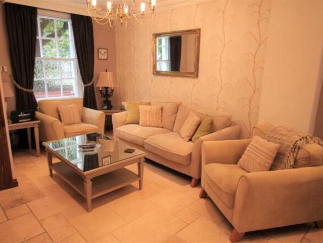 Townhouse for rent in Old Town, Poole