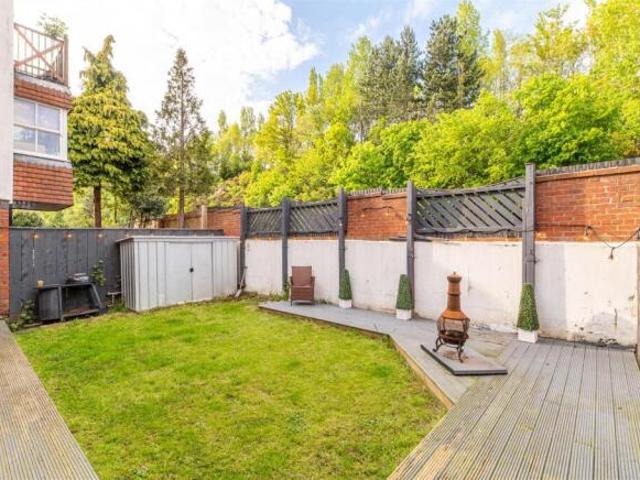 Townhouse for rent in Trinity, Scotland