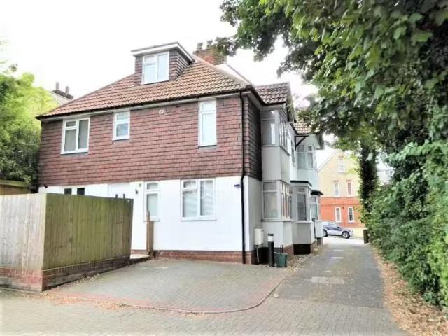 House for rent in Upton, Cat Hill