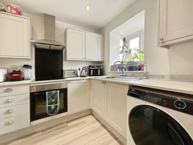 Townhouse for rent in New Boultham, Brayford