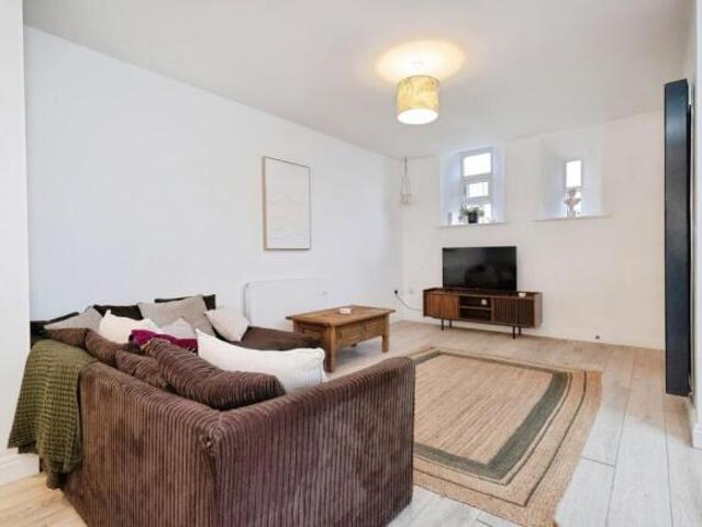 Townhouse for sale in Georgia, Greater Manchester