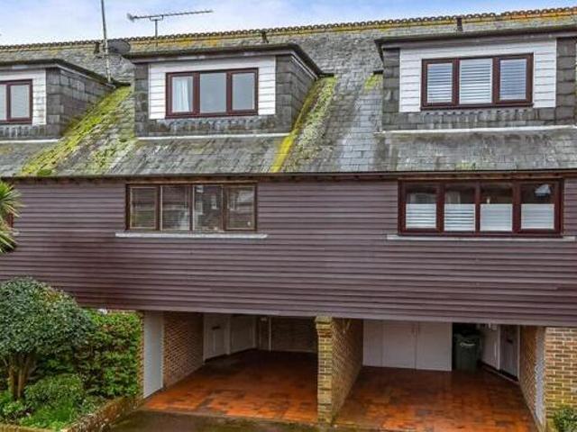House for sale in Arundel, Clapham