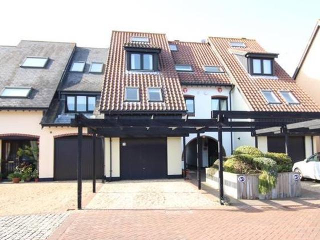 House for sale in Hampshire