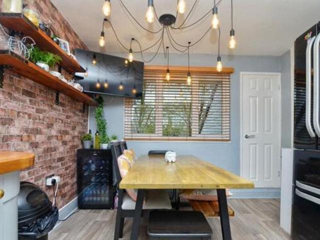 House for sale in Honeywell, South Yorkshire