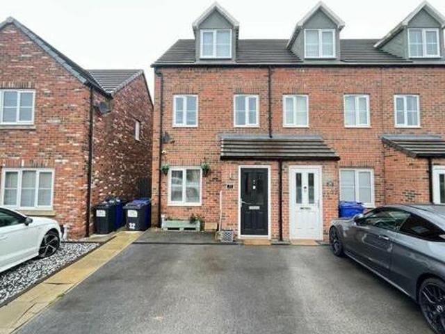 House for sale in Rossington, South Yorkshire