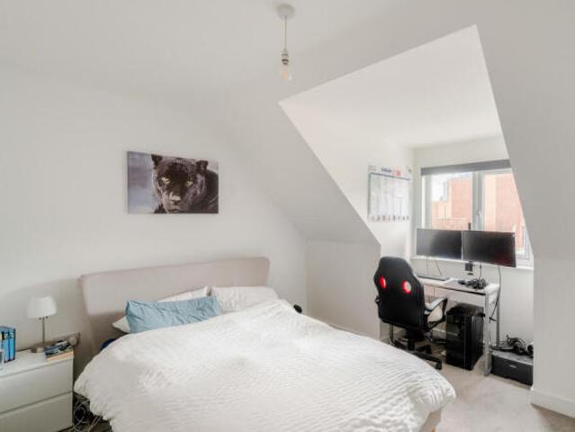 Townhouse for sale in Brandis Corner, Devon