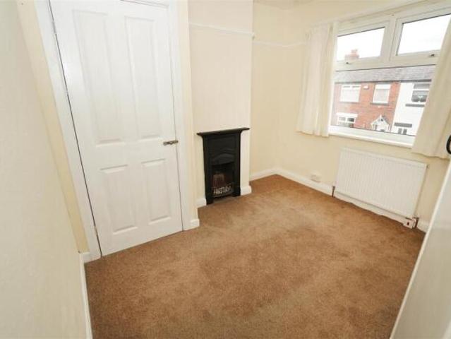 Townhouse for sale in Lee Bank, Greater Manchester