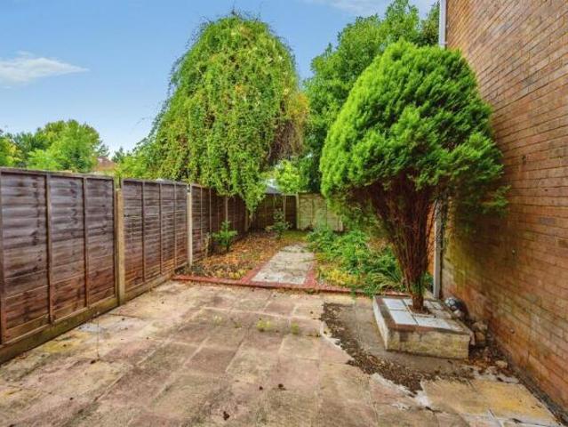 Townhouse for sale in Kingswood, North Watford
