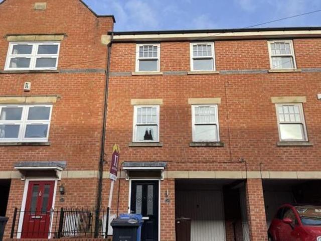 House for sale in East Midlands