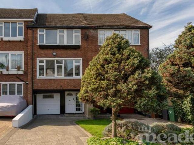 House for sale in Lyons, Greater London