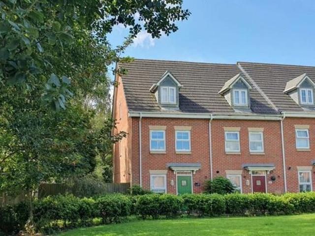 House for sale in Coalville, Leicestershire