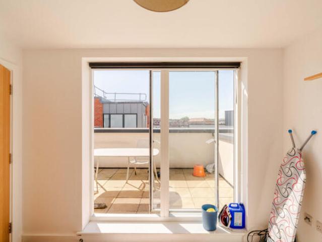 Townhouse for sale in South Lane, West Yorkshire