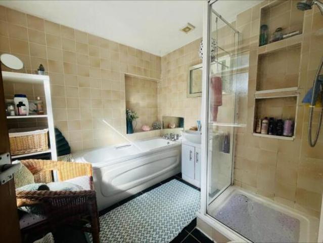 Townhouse for sale in Northampton, Northamptonshire