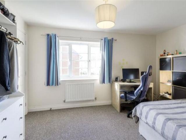 Townhouse for sale in Northampton, Northamptonshire