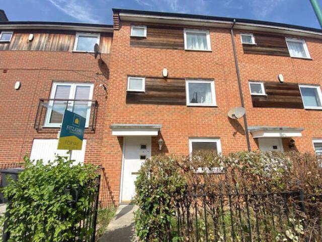 Townhouse for sale in Hampton Green, Cambridgeshire