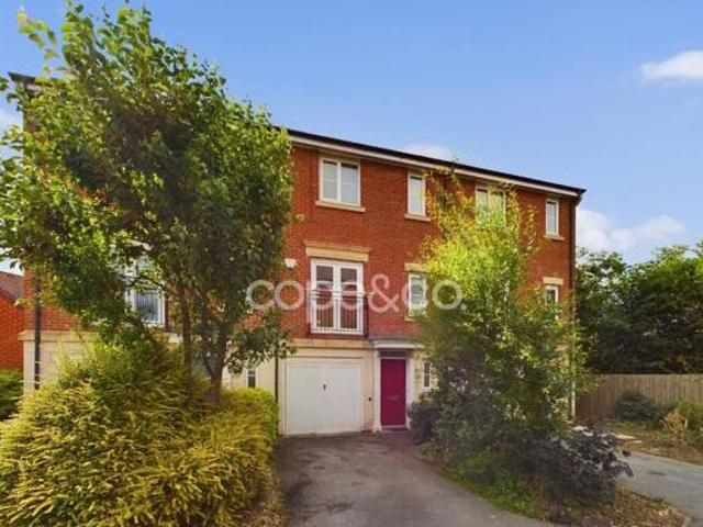 House for sale in East Midlands